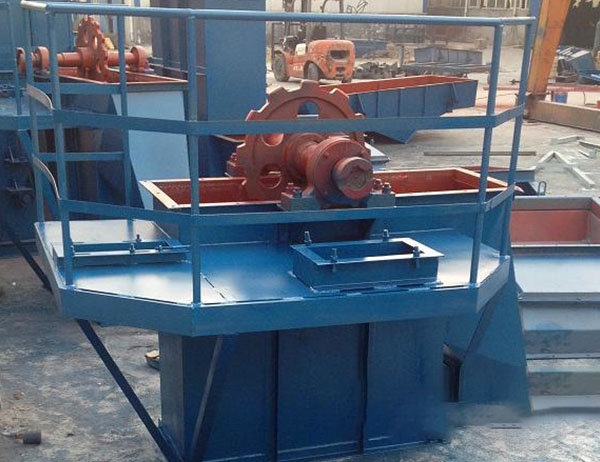 環鏈、皮帶、闆鏈底部積料問題改造處理