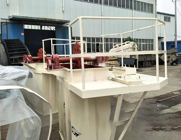 我廠設計節能鏈闆提升機工作基本原理