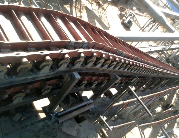 闆式鏈條輸送機