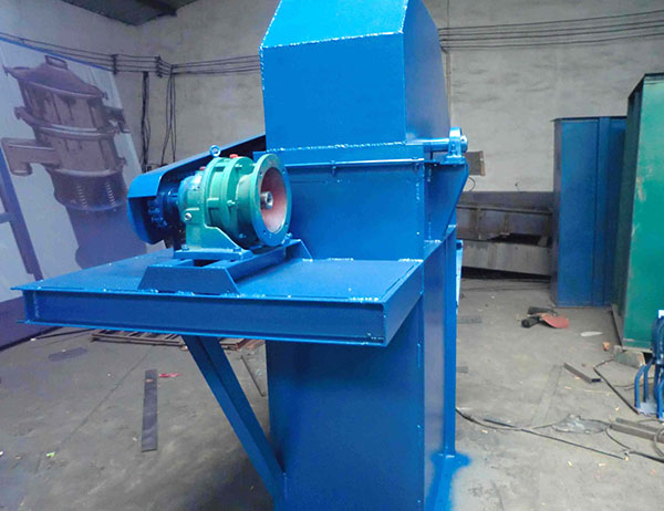 重慶提升機都是在哪個地區採購的，新鄉嗎？